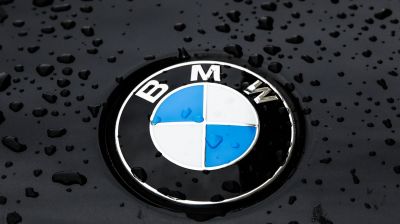 Csúnya pofont kapott a BMW