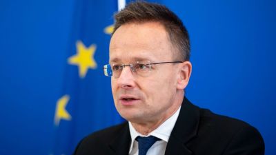 Szijjártó Péter: erős a további eszkaláció veszélye (videó)