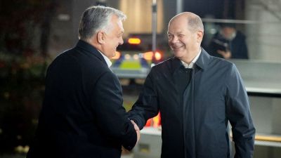 Végleg elszigetelődött? Orbán Viktor megérkezett Berlinbe: Olaf Scholzcal tárgyal a miniszterelnök