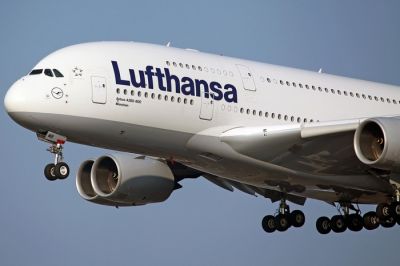 Az amerikai közlekedési minisztérium 4 millió dollár bírsággal sújtja a Lufthansát zsidó utasok diszkriminálása miatt