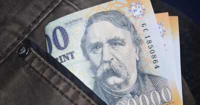 Kifeküdt a forint