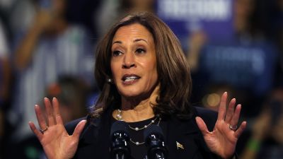 Kemény fába vágta a fejszéjét Kamala Harris, az internetezőket is érdekelte a kimenetel