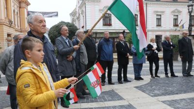 Emlékezik a vármegye: október 23-i ünnepségeket tartanak