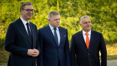 Révkomárom, Párizs, Budapest – Orbán Viktor diplomáciai nagyüzemben