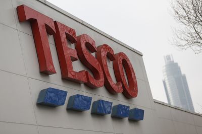 Rovarirtószer kerülhetett egy ételbe, visszahívta a Tesco