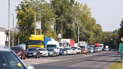 Itt vannak az újabb részletek a tervezett KRESZ módosításról