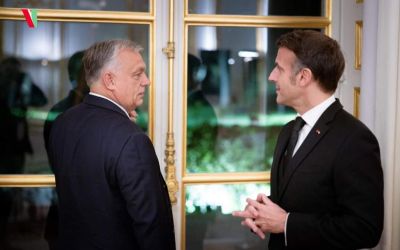 Macronnal vacsorázott Orbán Viktor Párizsban