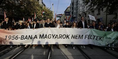 A nap, amikor Magyar Péter elcsente Orbán Viktortól a hazaszeretetet – Galéria