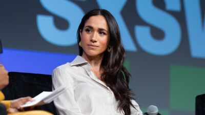 A szakértő rántotta le a leplet: Meghan Markle már ekkor látta, a napjai a királyi családban meg vannak számlálva