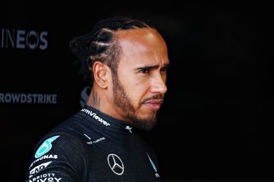 „Még Hamilton sem érhet fel Schumacherhez, fényévekre van tőle”