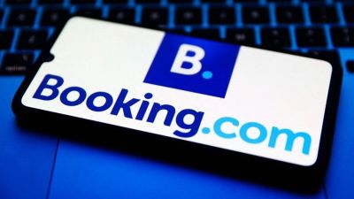 Nagy Márton a jogszabályok betartására kérte a Booking képviselőit