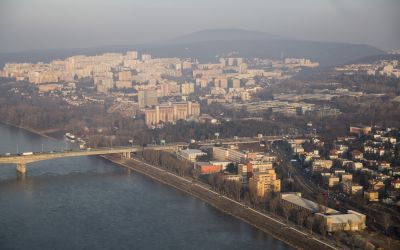 A Dunába ugrott egy férfi a fővárosi Lanfranconi hídról