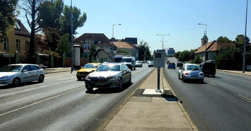 A városi éjszakák visszatérő, bár nem várt alakja: a driftelő „Tahó”