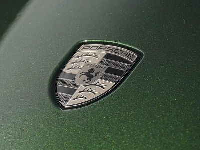 A Porsche kitart a belső égésű motorok mellett