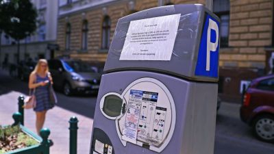 Online aláírásgyűjtés: itt tiltakozhat Niedermüllerék parkolást drágító intézkedése ellen