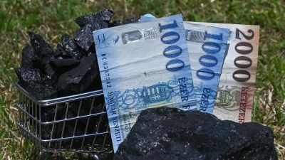 Gyorsul a mélyrepülés – nem jött meg a forint ereje