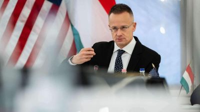 Szijjártó Péter megfejtette, miért vámolja meg valójában az EU a kínai elektromos autókat