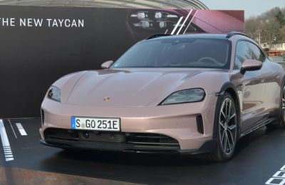 A Porsche is rájött: a gazdagok benzines autóra vágynak