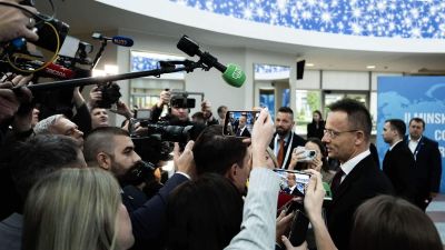 Politico: aggódik a NATO – Szijjártó részt vett egy konferencián, ahol Ukrajna helyett Magyarországról beszélt