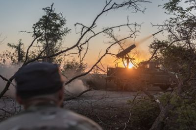  Hatvan cseh állampolgárnak engedélyezte az elnök, hogy belépjen az ukrán hadseregbe  