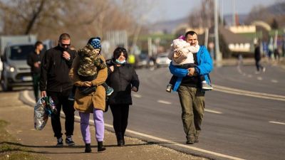 Rendőrségi közlés: csaknem tizenegyezren érkeztek Ukrajnából pénteken