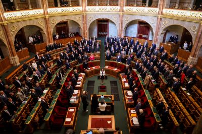 Hozzájárult a veszélyhelyzet meghosszabbításához a parlament