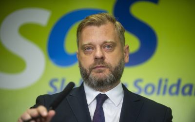 SaS: Nem számolt be a kormányfő a kínai útjáról, döntései árthatnak Szlovákiának