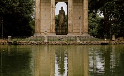 Tenger mélyére süllyedt ősi város templomát fedeztek fel Olaszország partjainál