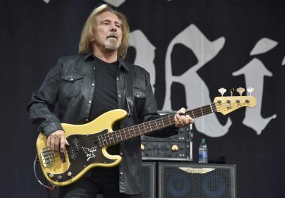 Díjat kapott aktivizmusáért Geezer Butler, a Black Sabbath vegán gitárosa