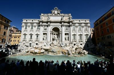 Felújítják a Trevi-kutat - Csalódottak a turisták 