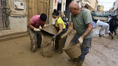 Politikai vezetők késlekedései is hozzájárulhattak a valenciai árvízi katasztrófához