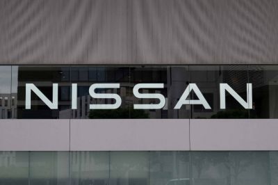 Túlélő módba kapcsol a Nissan