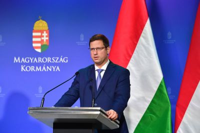 Gulyás Gergely a Vasárnap.hu-nak: uniós hitelfelvétel helyett a magyar alternatíva győzött Európa versenyképességének helyreállítására