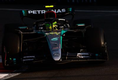 Rajongók nevei díszítik majd Hamilton autóját az utolsó mercedeses F1-es futamán