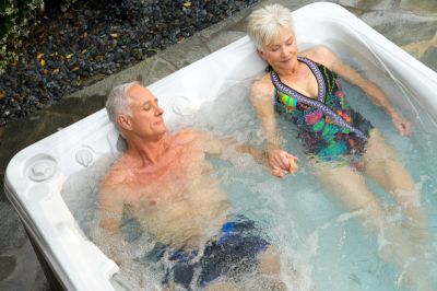 Tippek kezdőknek a jakuzzi kiválasztásához és üzemeltetéséhez