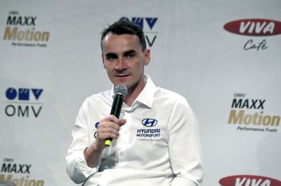 A magyar kormány is reagált Michelisz Norbi újabb bajnoki címére