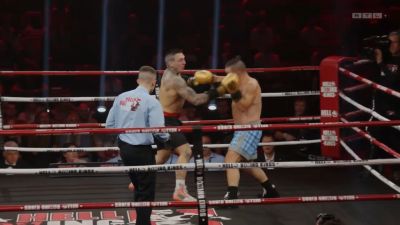 Boráros Gábor technikai K.O.-val győzte le Bárdosi Sándort a Hell Boxing Kings gálán