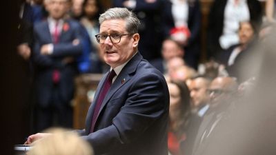 Keir Starmer brit kormányfő felmelegítené a kapcsolatot Kínával