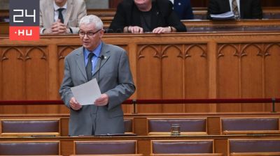 Ismét módosíthatja az Alaptörvényt a kormány