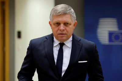 Szerbiába látogat csütörtökön Robert Fico