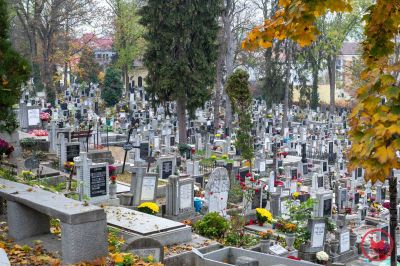 Házsongárdi műemlékek a bürokrácia útvesztőjében – Veszélyben vannak a sírhelyek