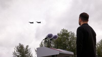 Zelenszkij újabb F–16-osoknak örülhet