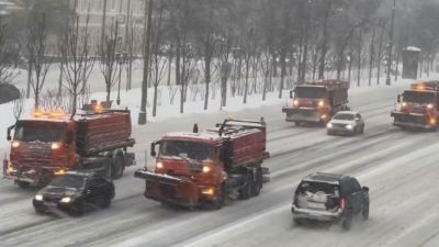 Megérkezett a hó, káosz az utakon + videó