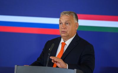 Orbánnak eltitkolt gyereke volna? Egyre pikánsabb a pengeváltás Magyar Péter és a Fidesz között