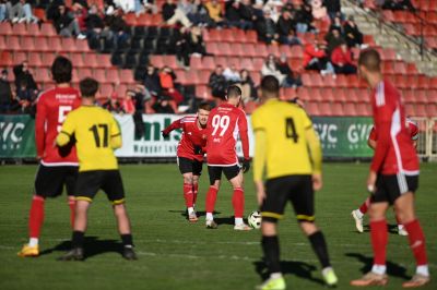 Győzelemmel zárta az évet a PMFC