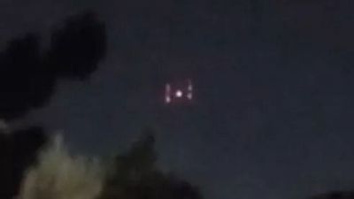 A lakótelep fölött kezdett ereszkedni az UFO: teljes a döbbenet