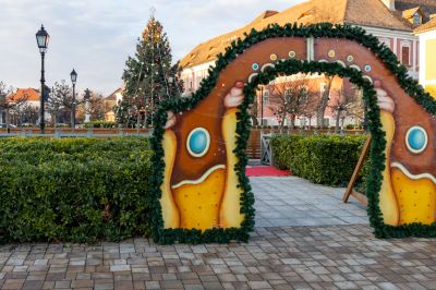 Galéria: már készen áll a főtér, Deákvár és a Földváry tér is az adventre