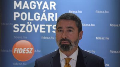 Hidvéghi Balázs szerint nem gond, hogy egy volt fideszes politikus a KSH új szóvivője