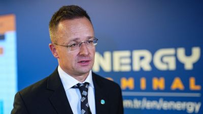 Hungary FM: Good News for Pro-Peace Majority