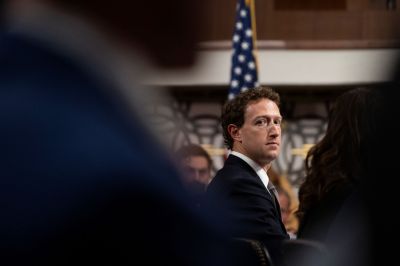 Mark Zuckerberg elment Trumphoz Mar-a-Lagóba